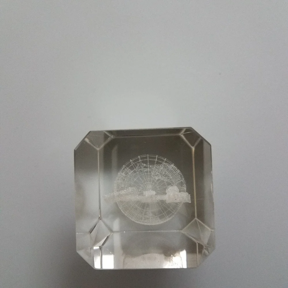 3D Laser Etched Paperweight Globe Cross Praying